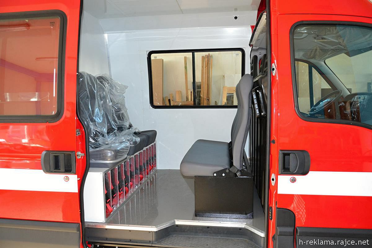 Nový zásahový automobil