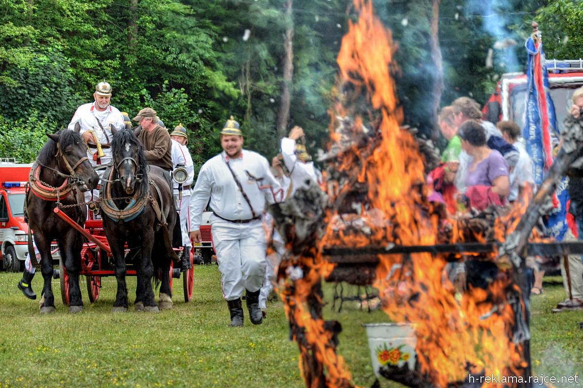 Oslavy 130. výročí založení sboru v Dolních Loučkách