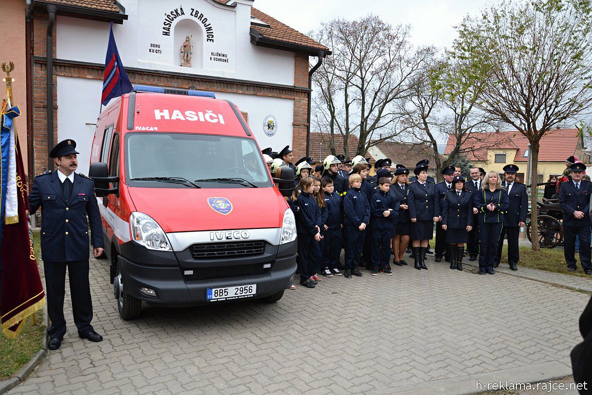 Slavnostní předání nového zásahového vozidla