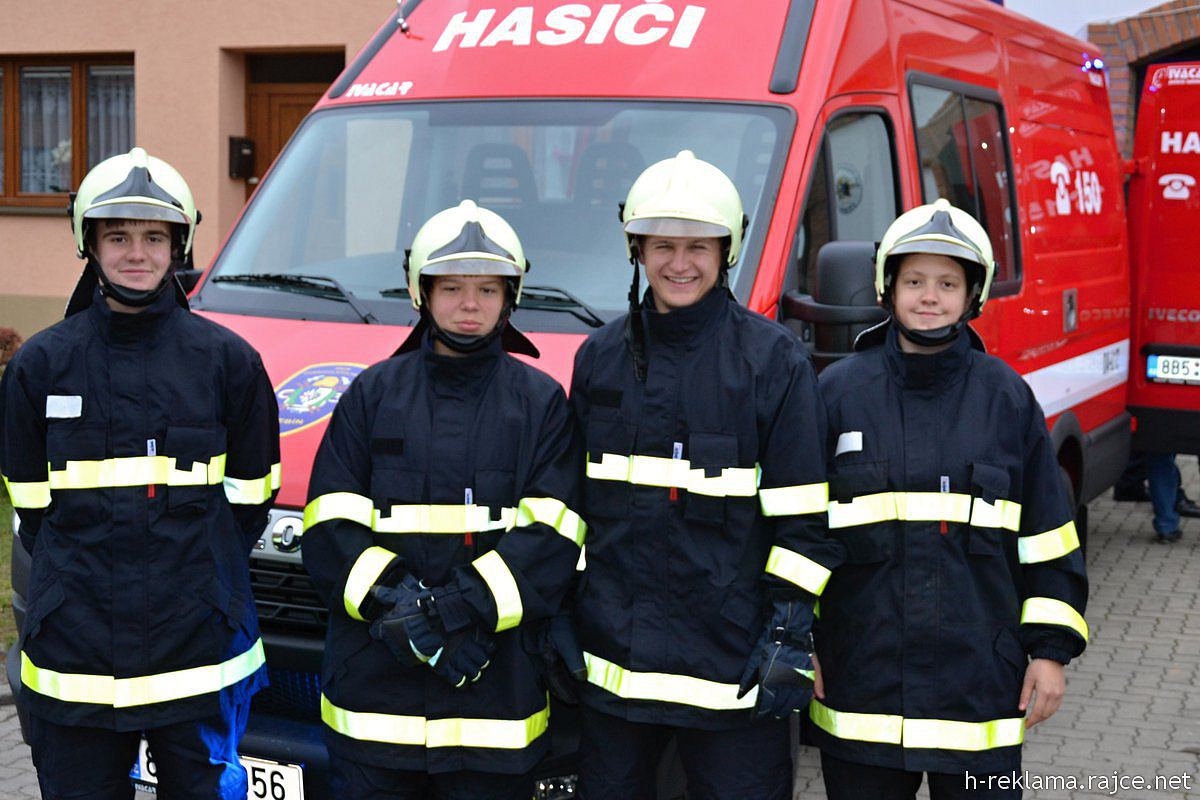 Slavnostní předání nového zásahového vozidla