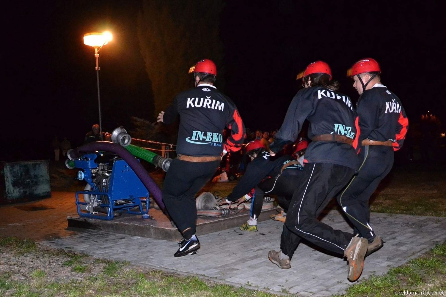 Noční soutěž o pohár starosty obce Čebín