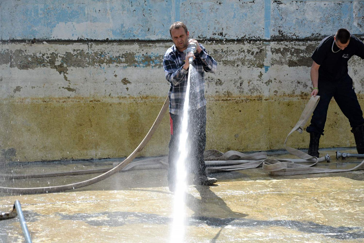 Čištění koupaliště