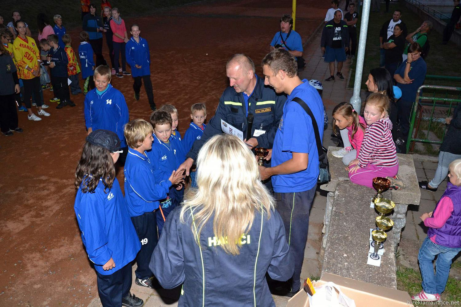 Noční soutěž o pohár starosty obce Čebín