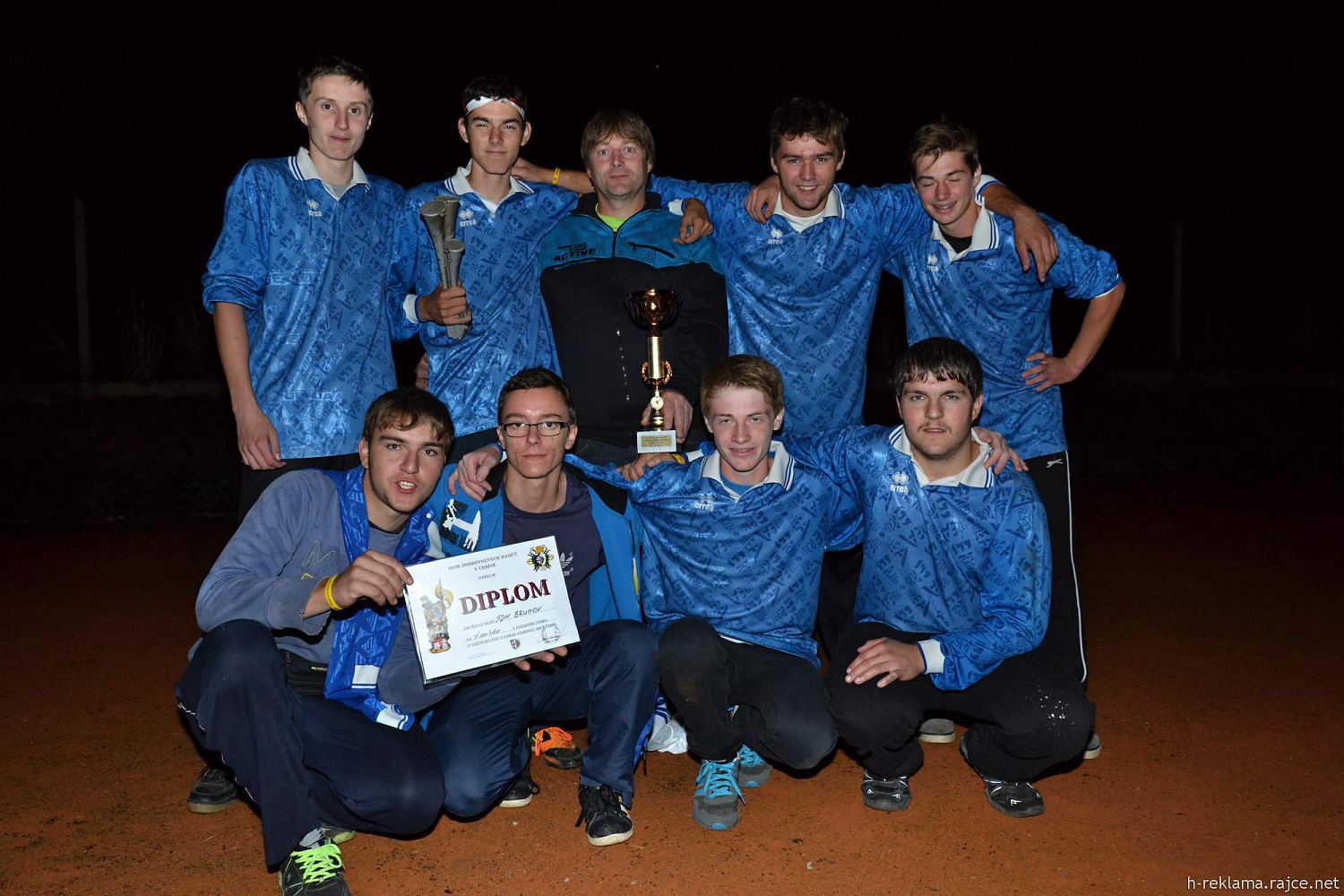 Noční soutěž o pohár starosty obce Čebín