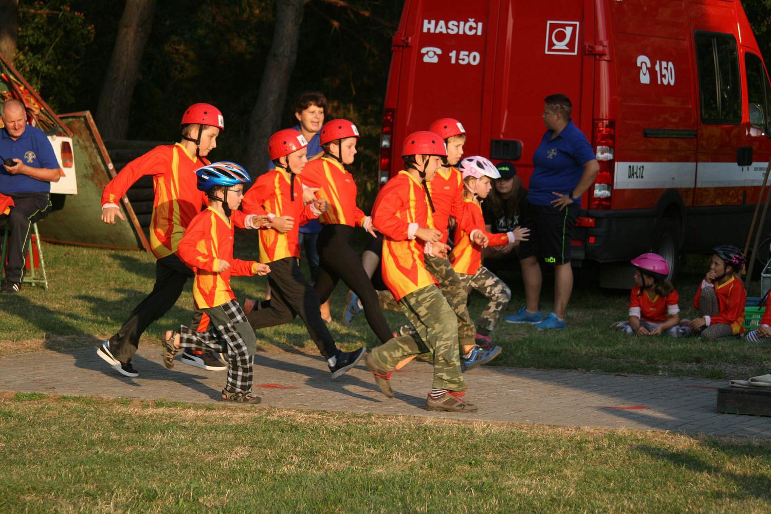 Noční soutěž o pohár starosty obce Čebín