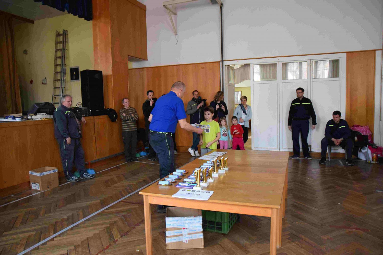 Uzlovací štafeta pro okrsek č. 11